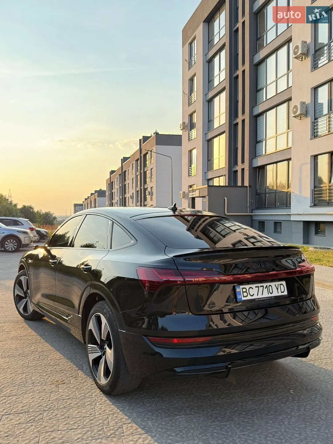 2020 Audi e-tron Sportback - мініатюра 13