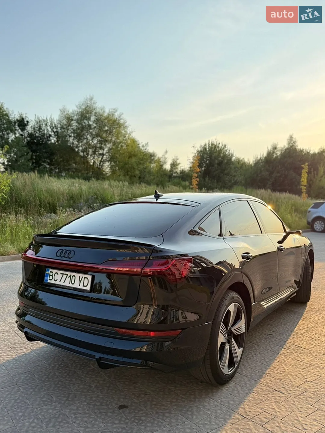 2020 Audi e-tron Sportback - мініатюра 15