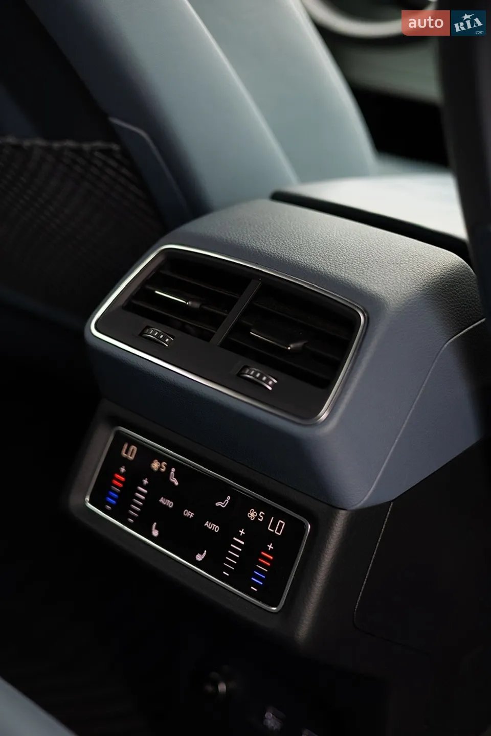 2020 Audi e-tron Sportback - мініатюра 13