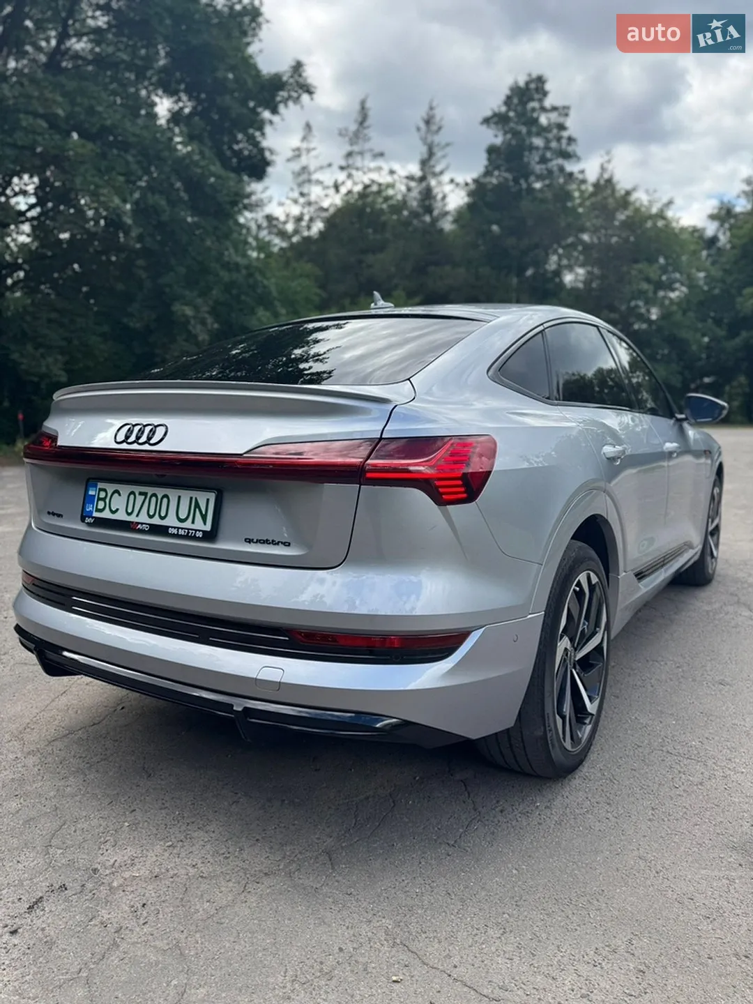 2022 Audi e-tron Sportback - мініатюра 13