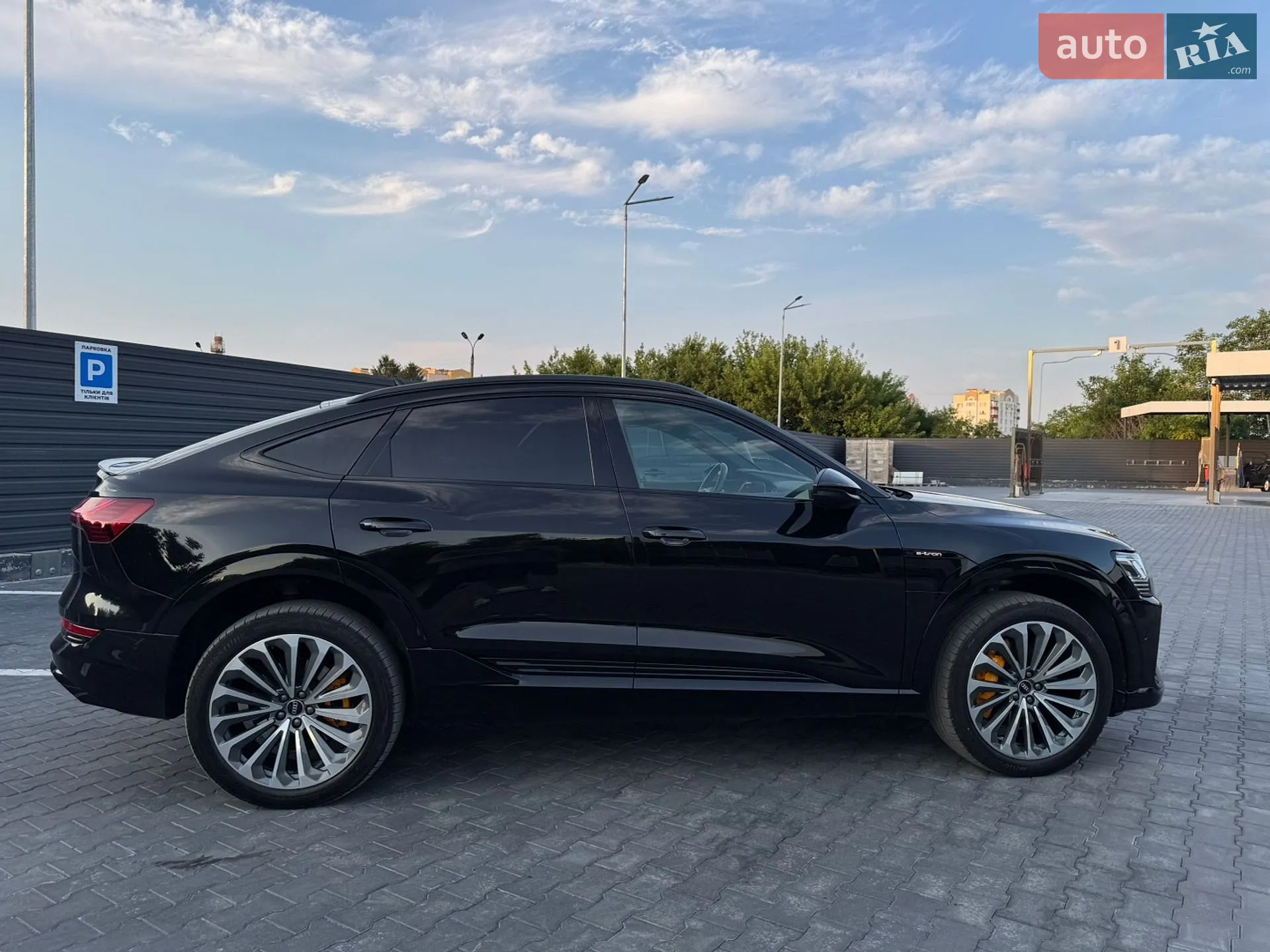2020 Audi e-tron Sportback - мініатюра 18
