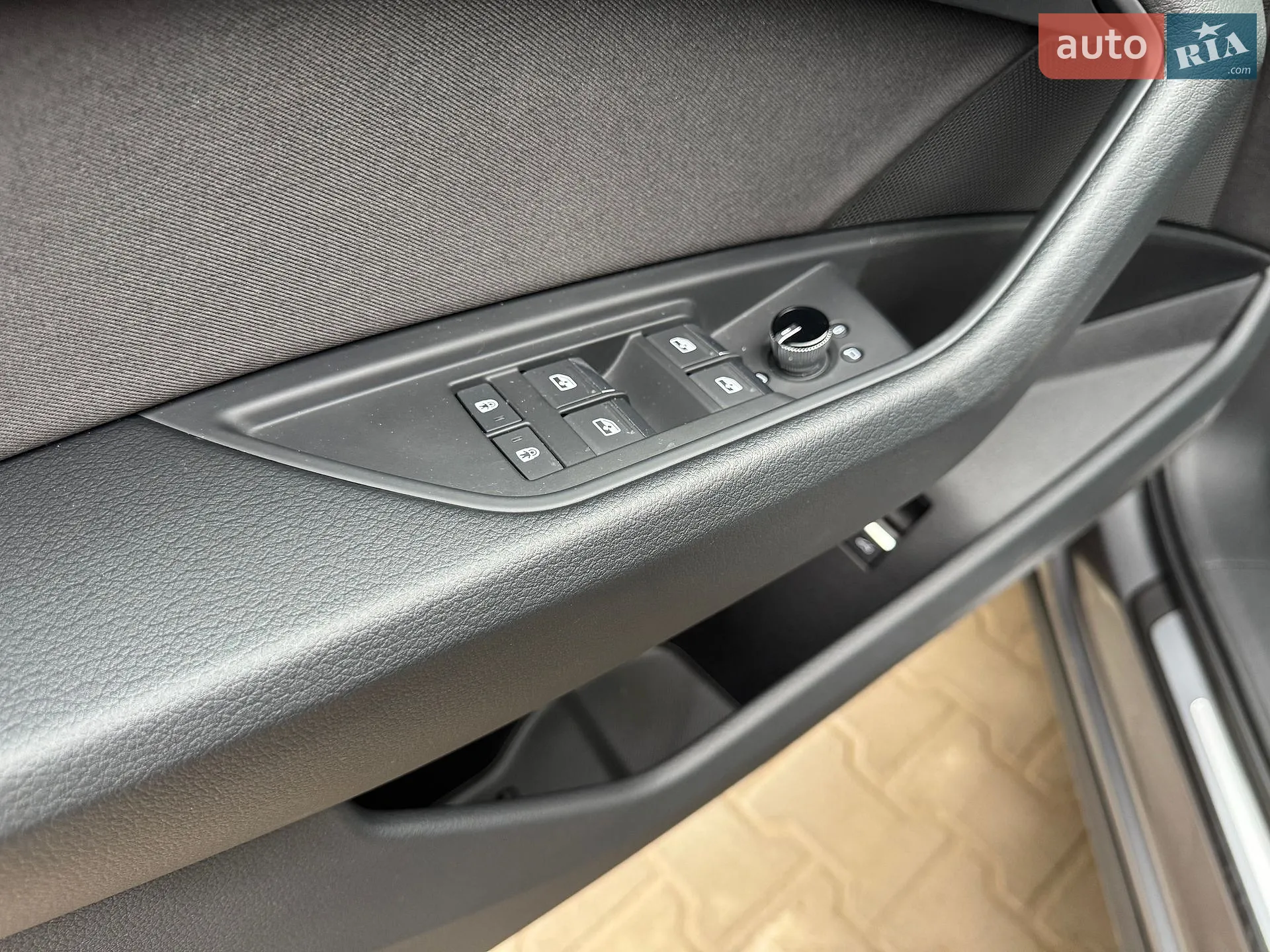 2022 Audi e-tron Sportback - мініатюра 9