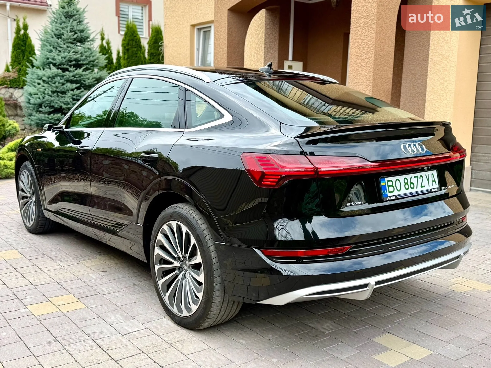 2020 Audi e-tron Sportback - мініатюра 24