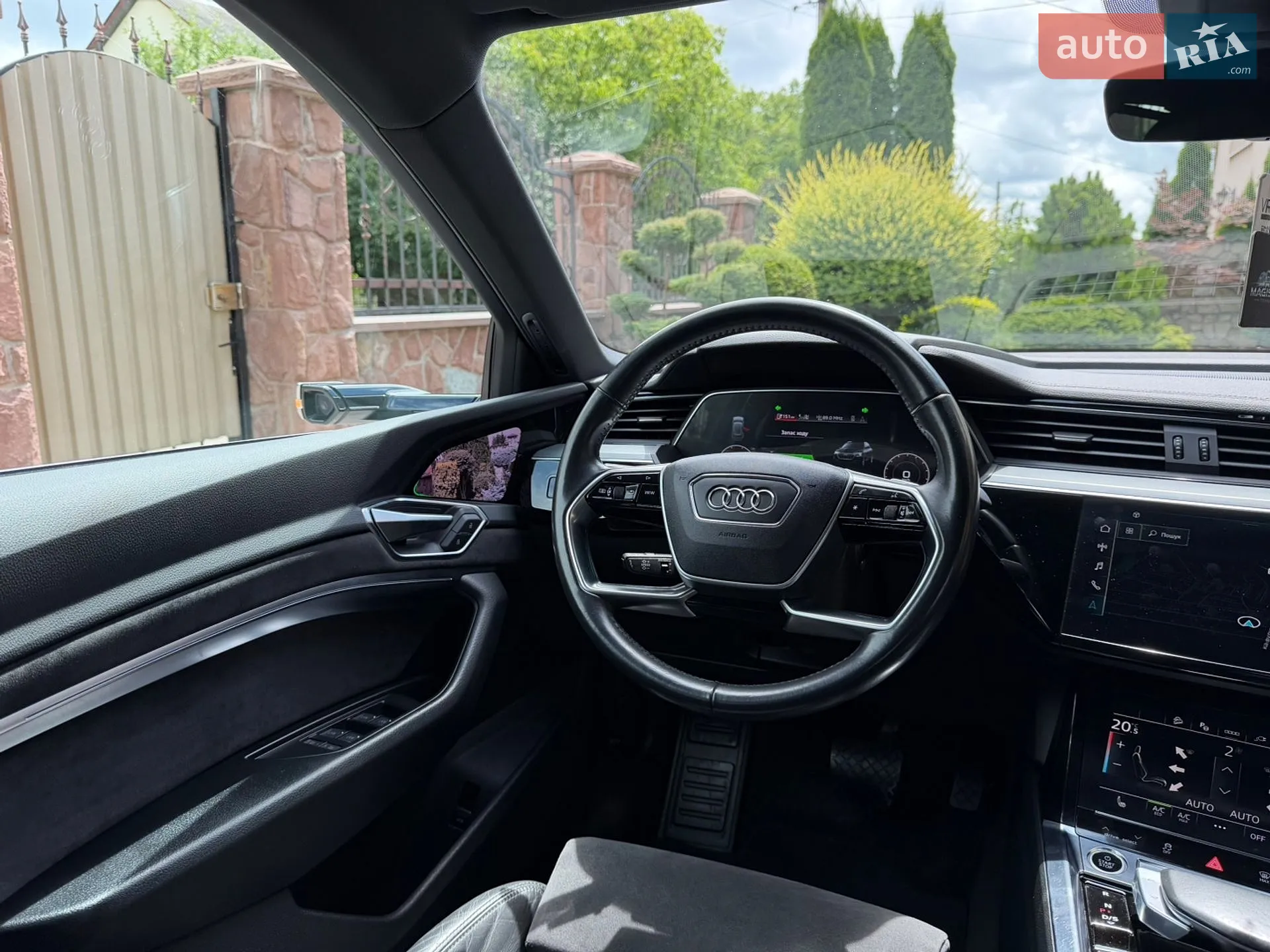 2020 Audi e-tron Sportback - мініатюра 101