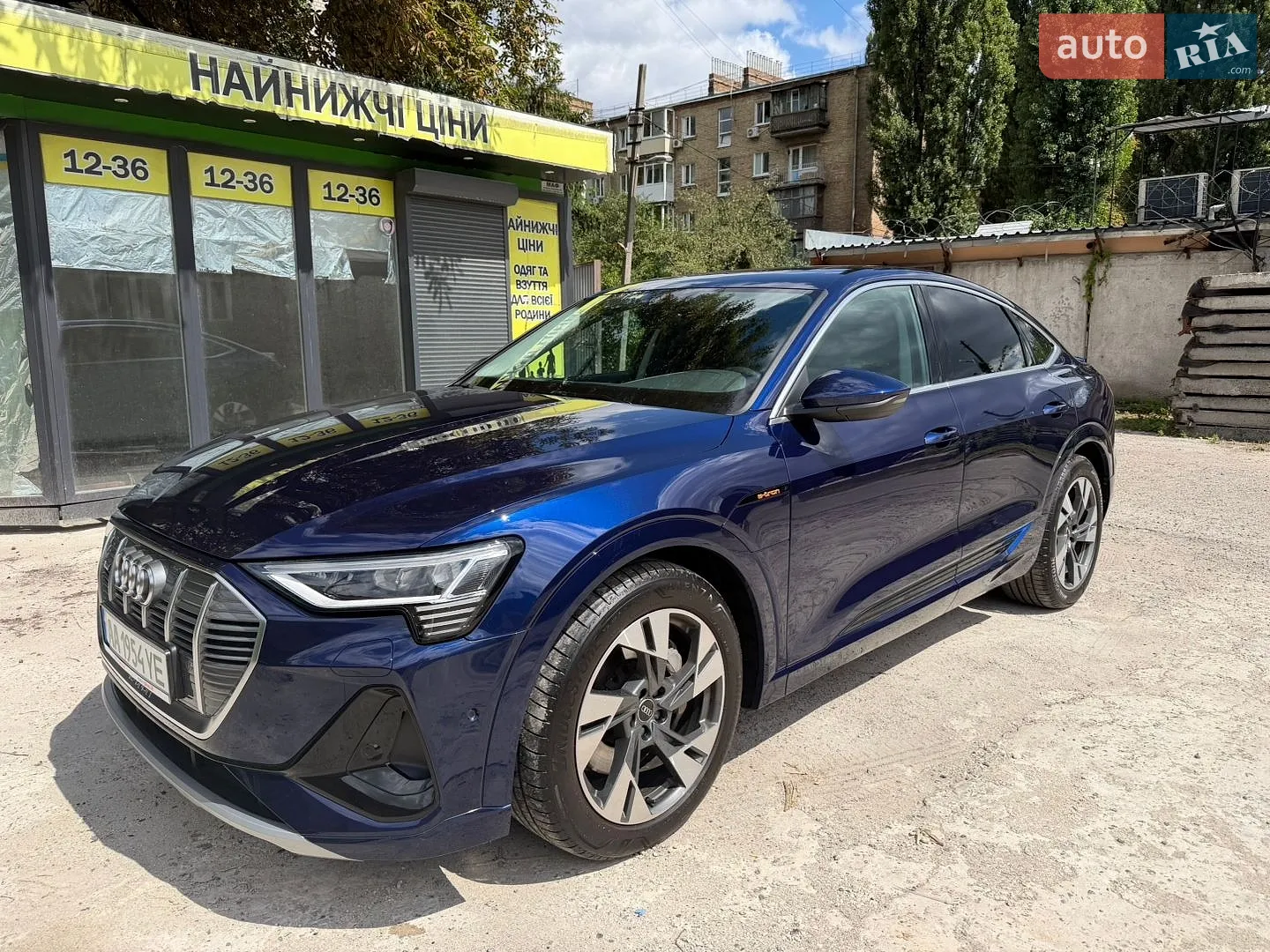 2023 Audi e-tron Sportback - мініатюра 2