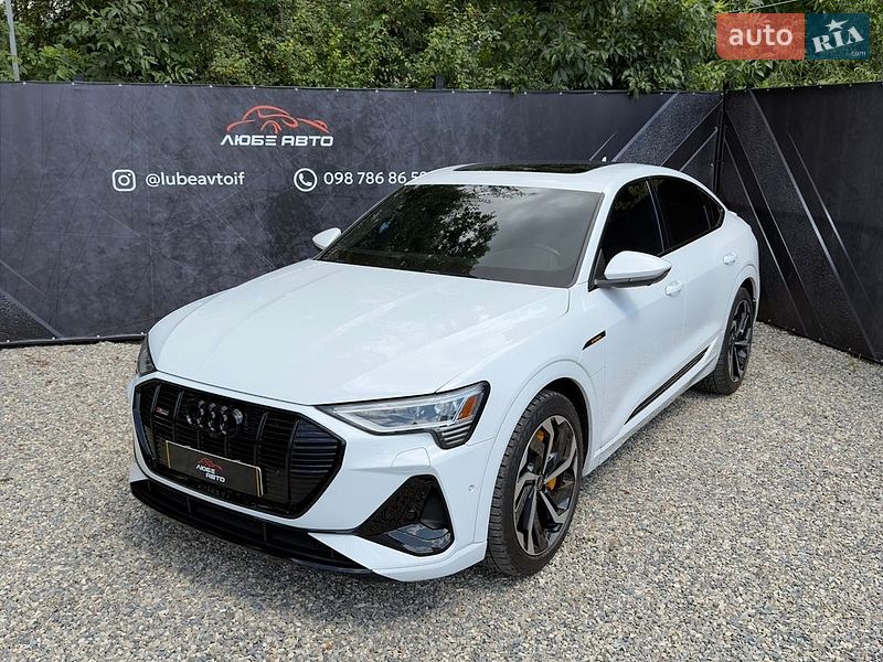 Audi e-tron Sportback, photos from the listing