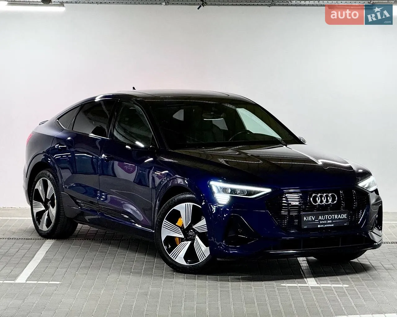 2020 Audi e-tron Sportback - мініатюра 2