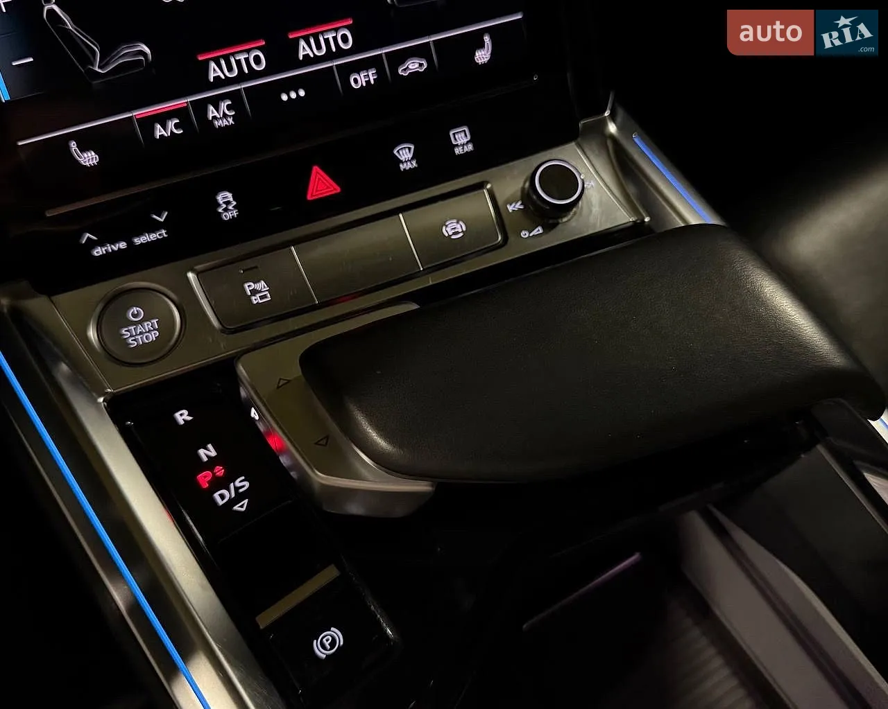 2020 Audi e-tron Sportback - мініатюра 30