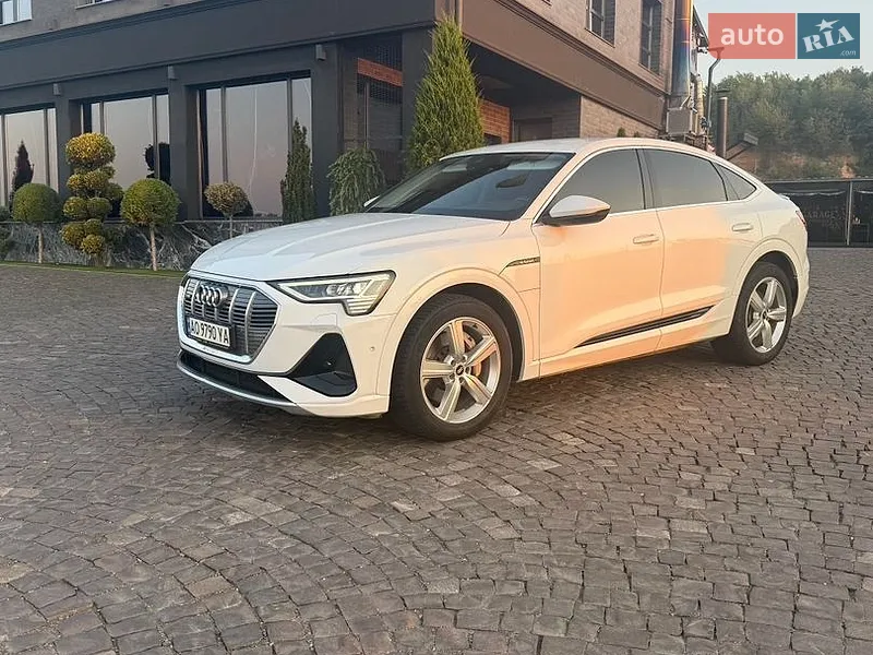 Audi e-tron Sportback 2021