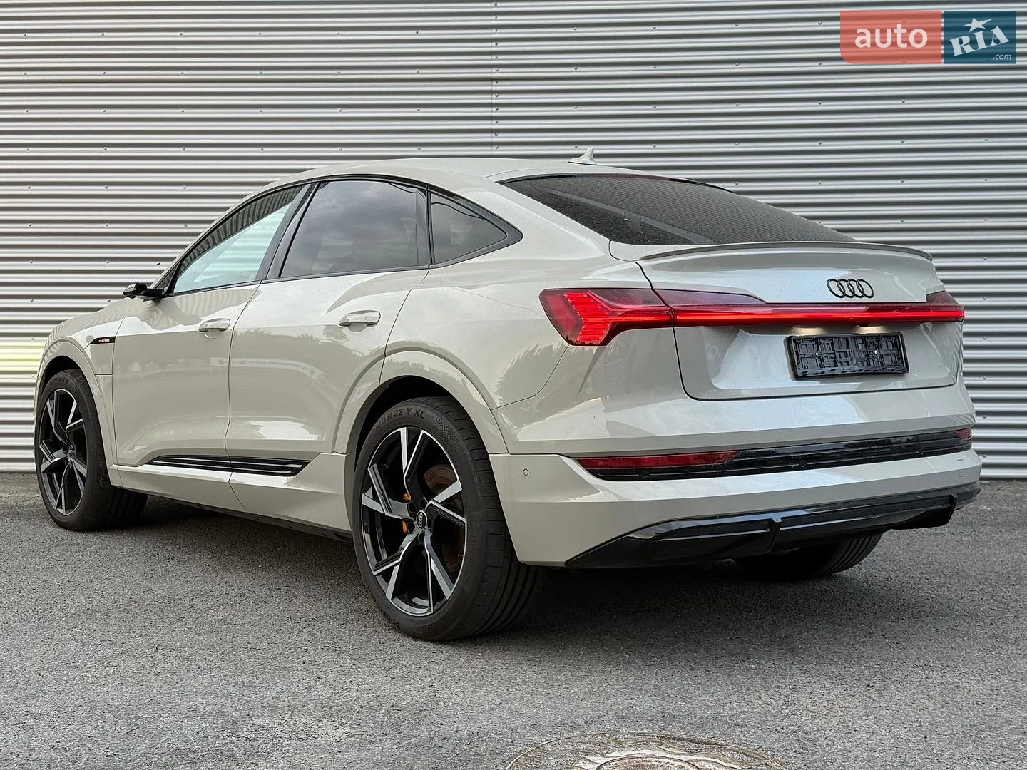 2020 Audi e-tron Sportback - мініатюра 22