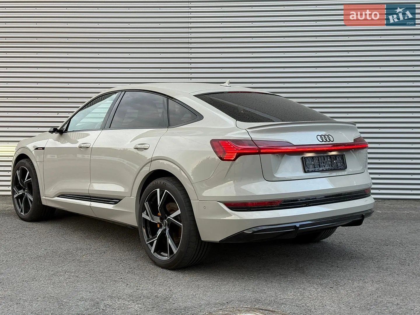 2020 Audi e-tron Sportback - мініатюра 23