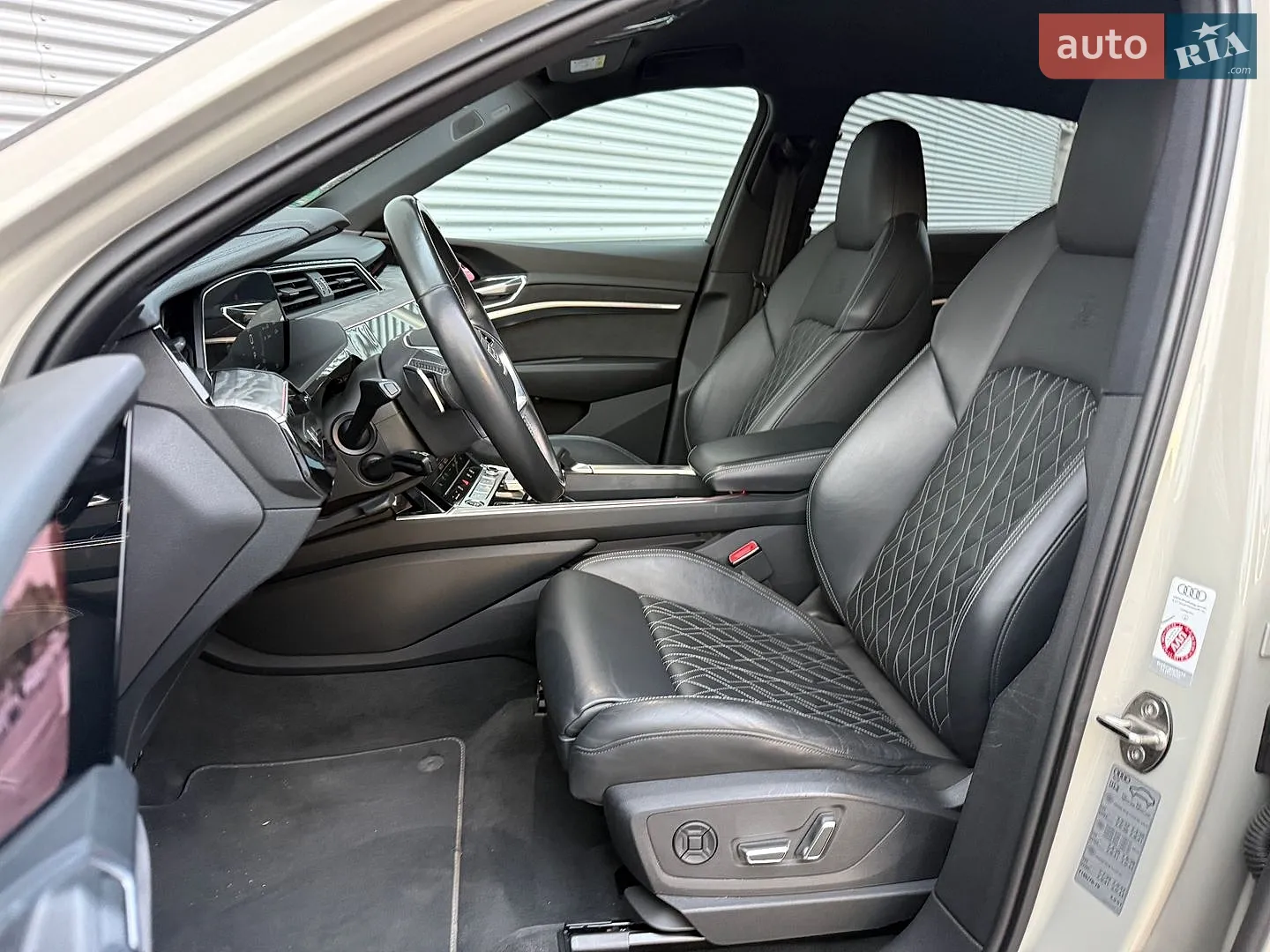 2020 Audi e-tron Sportback - мініатюра 47