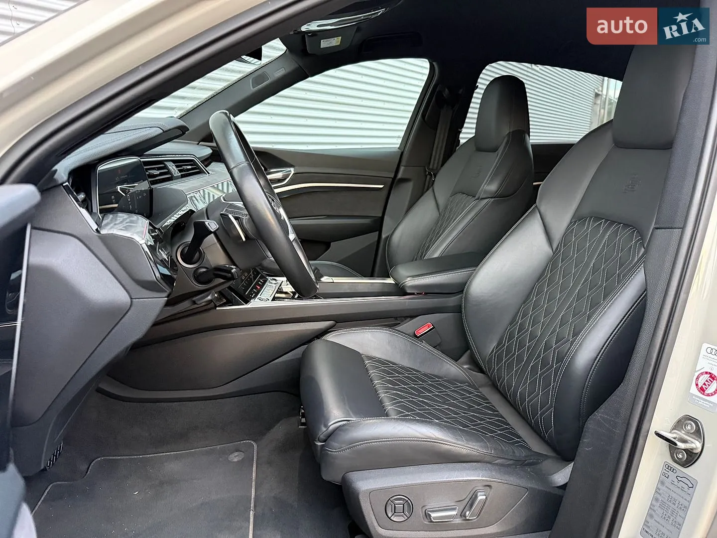 2020 Audi e-tron Sportback - мініатюра 48