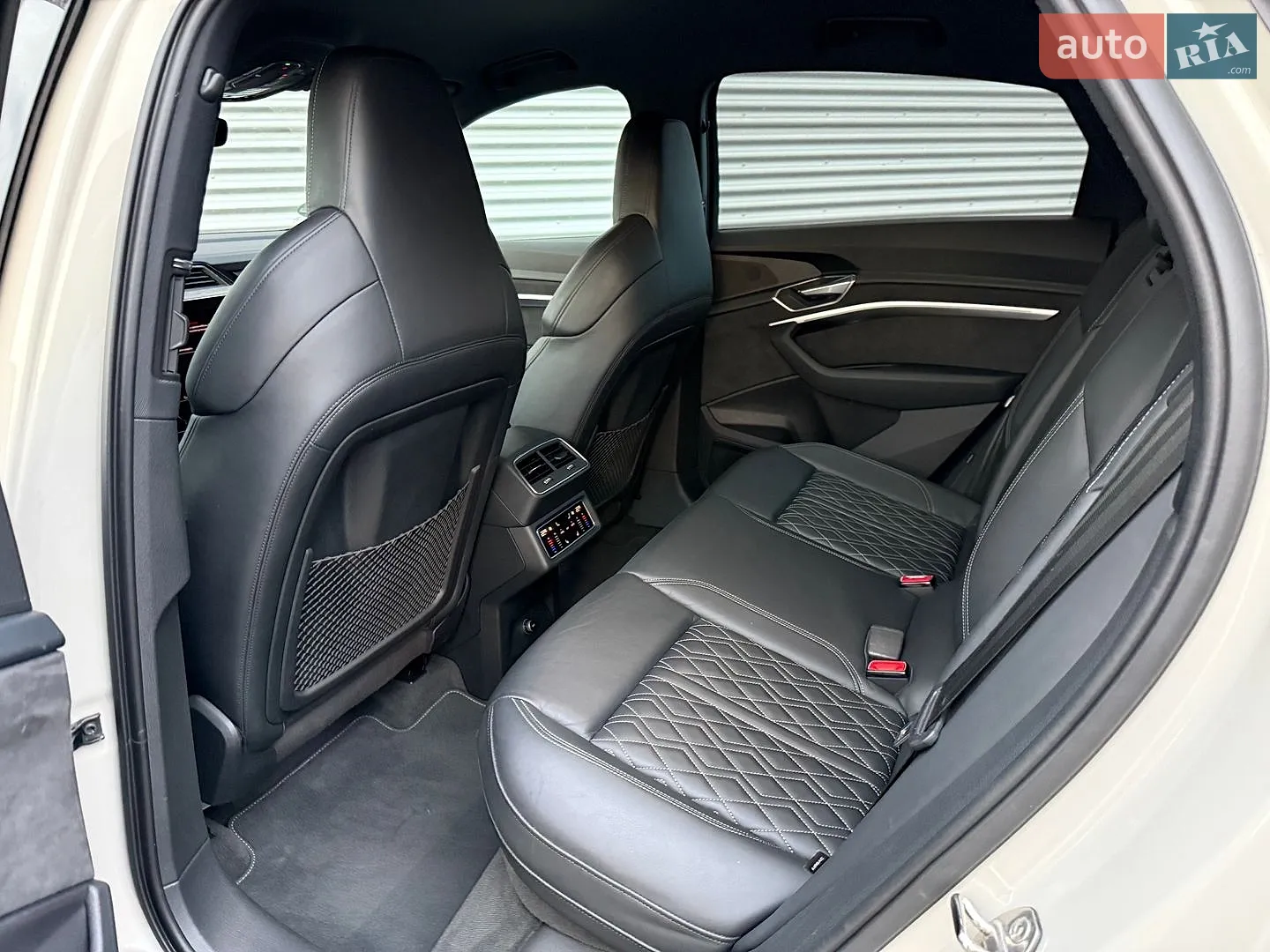 2020 Audi e-tron Sportback - мініатюра 52