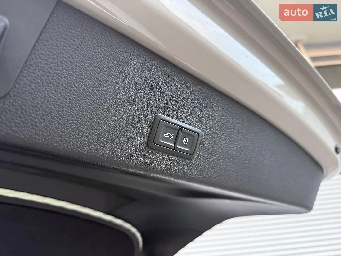 2020 Audi e-tron Sportback - мініатюра 56
