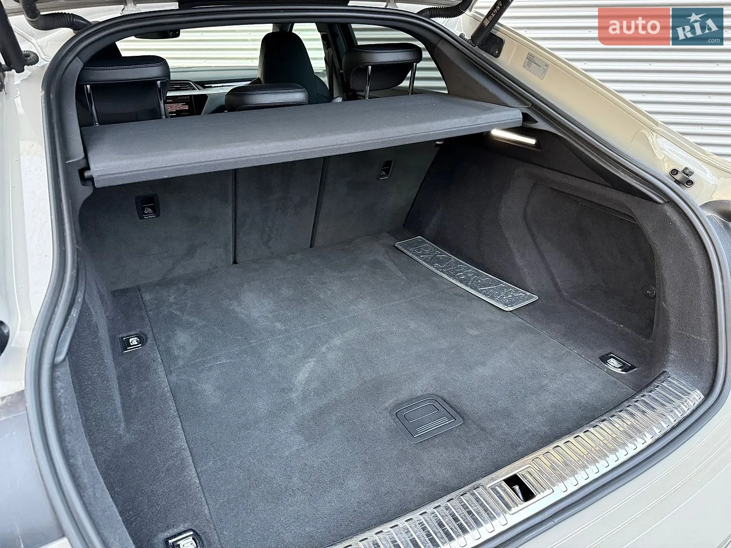 2020 Audi e-tron Sportback - мініатюра 55