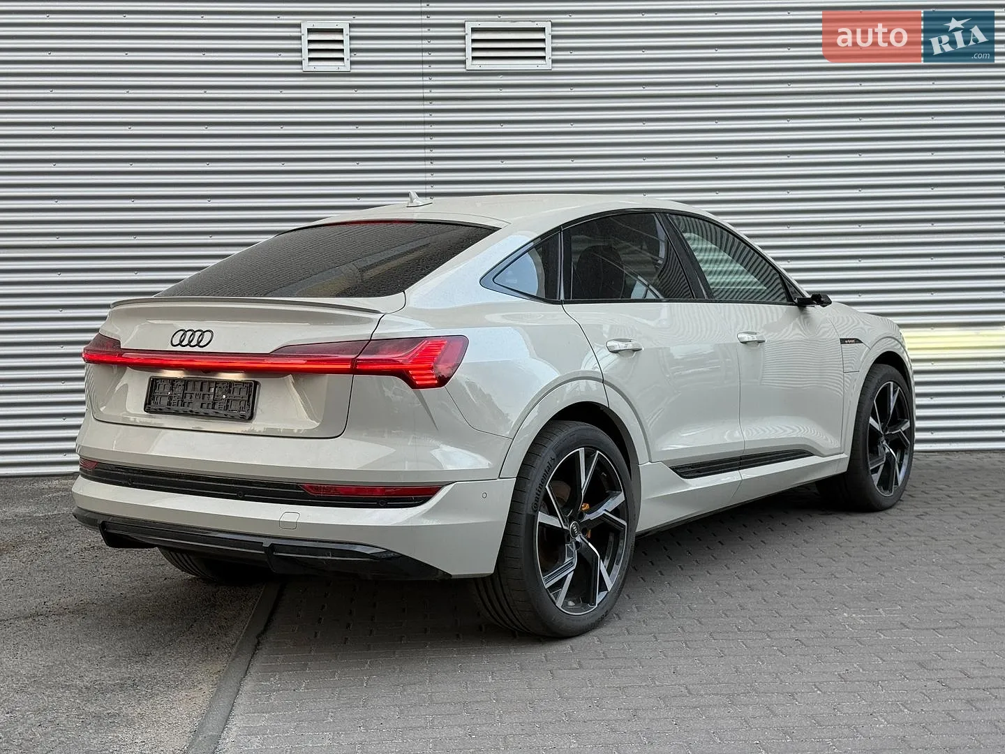 2020 Audi e-tron Sportback - мініатюра 26