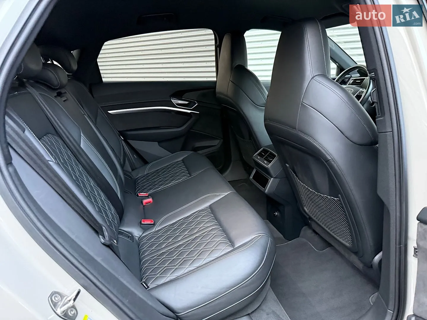 2020 Audi e-tron Sportback - мініатюра 59