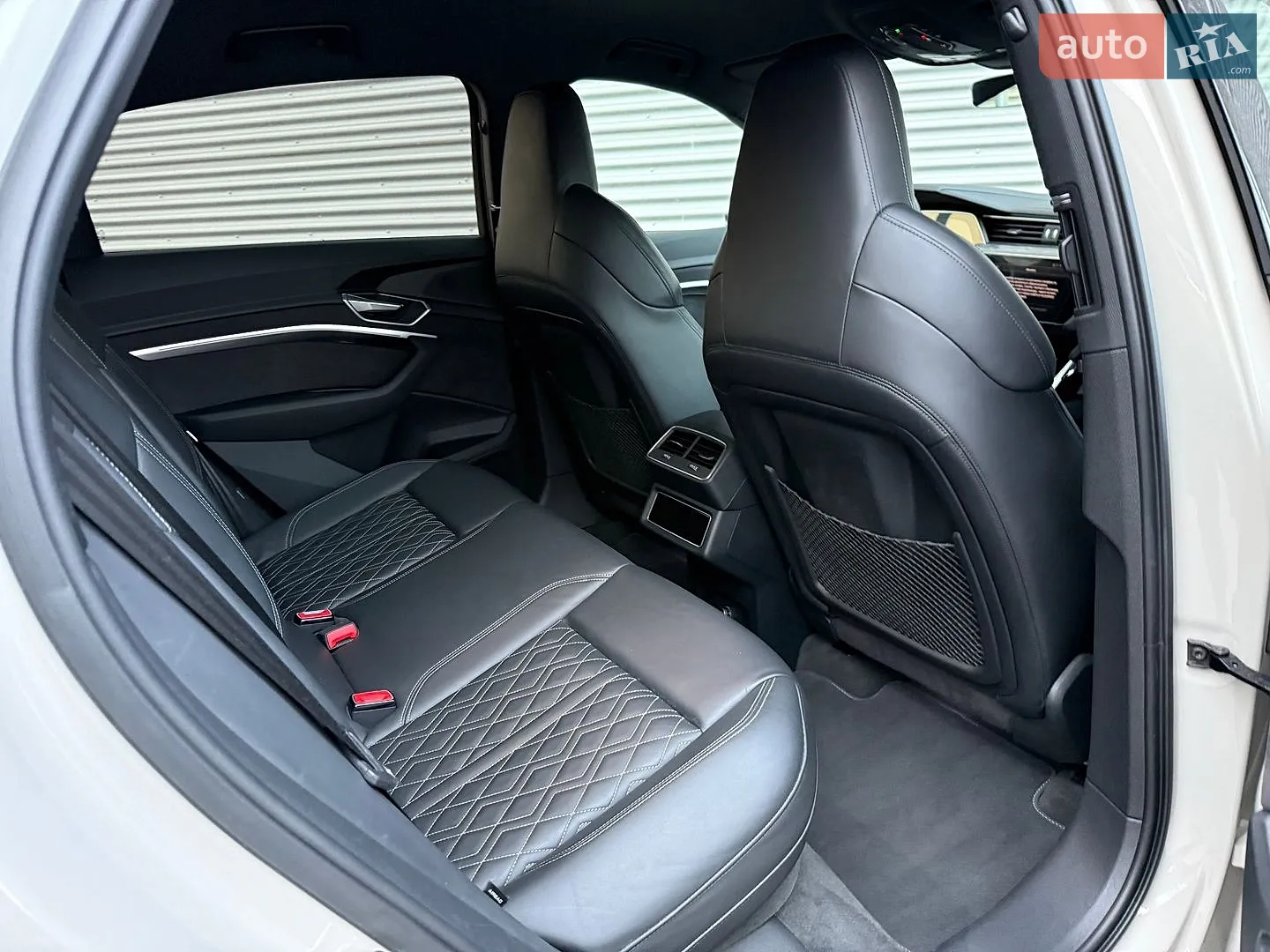 2020 Audi e-tron Sportback - мініатюра 60