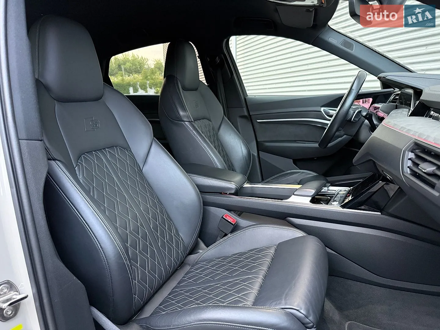 2020 Audi e-tron Sportback - мініатюра 66