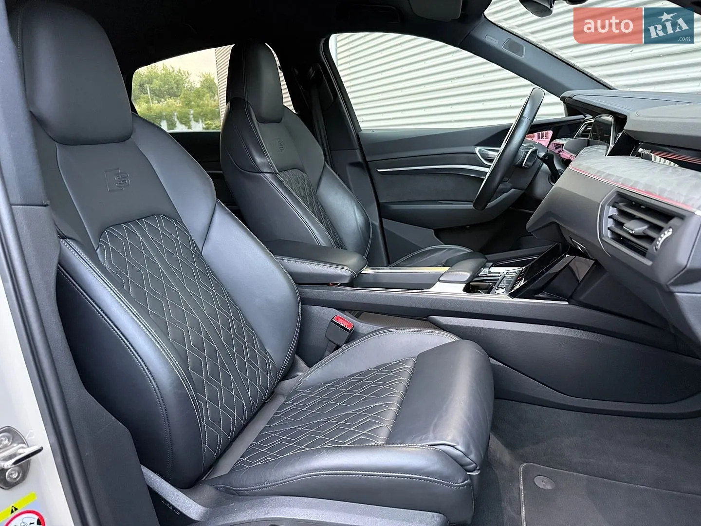 2020 Audi e-tron Sportback - мініатюра 65