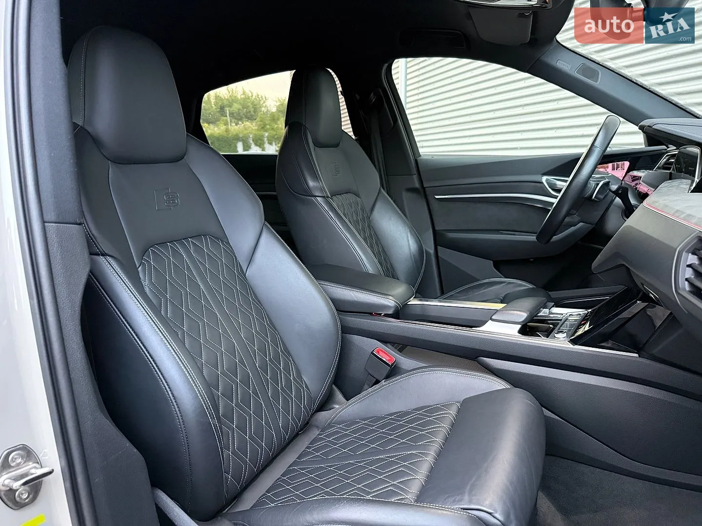 2020 Audi e-tron Sportback - мініатюра 67