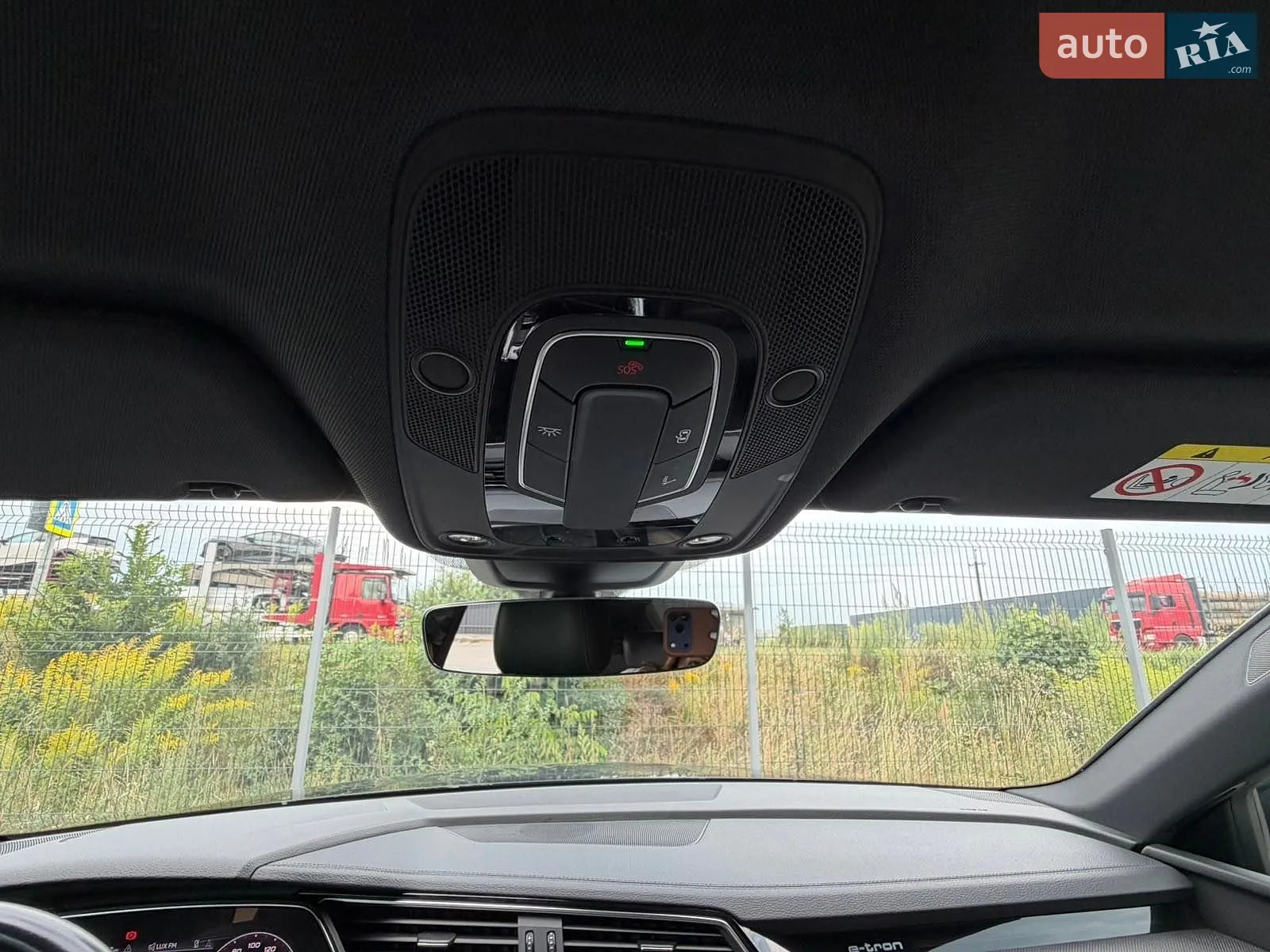 2022 Audi e-tron Sportback - мініатюра 9