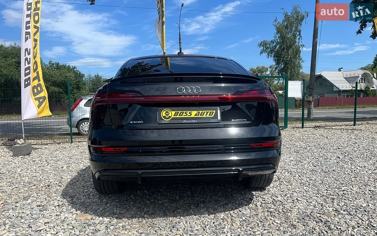 2022 Audi e-tron Sportback - мініатюра 5