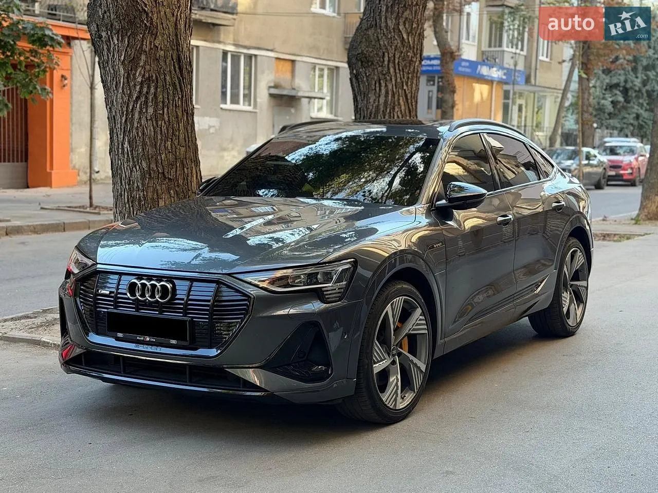 2021 Audi e-tron Sportback - фото 1