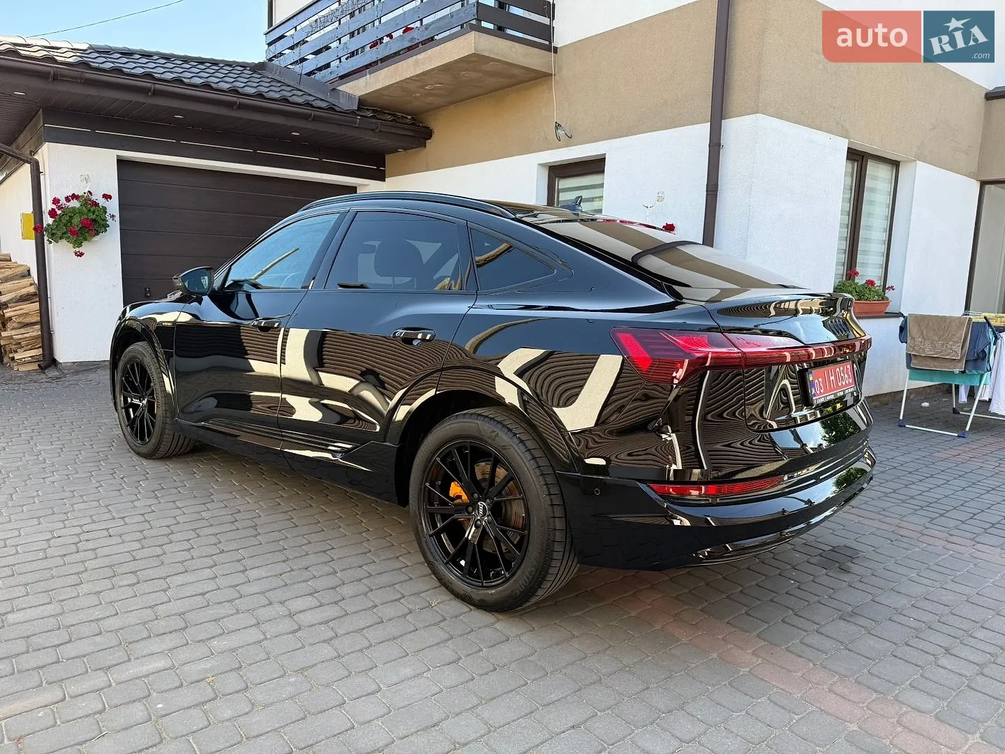 2022 Audi e-tron Sportback - мініатюра 3