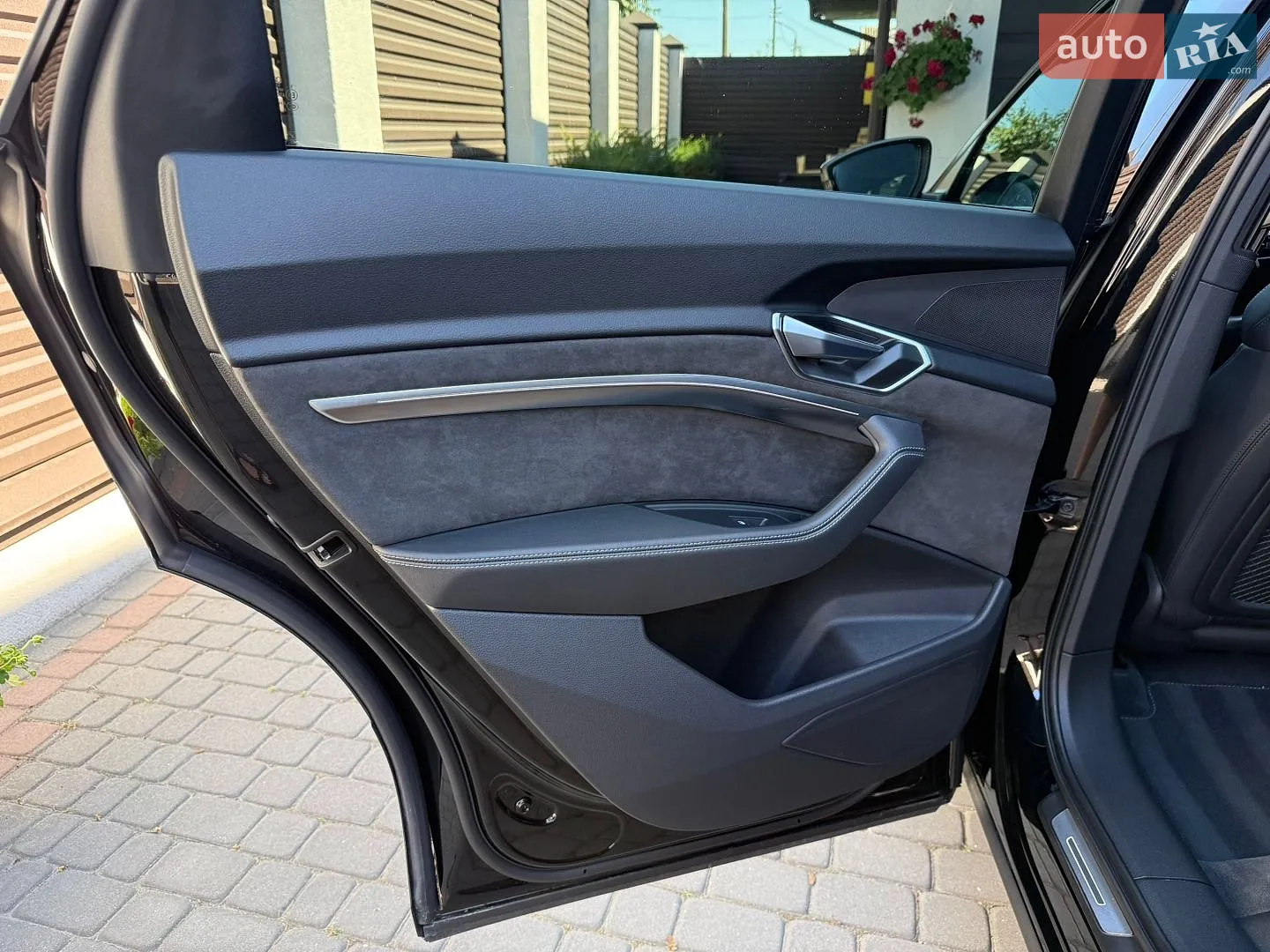 2022 Audi e-tron Sportback - мініатюра 33
