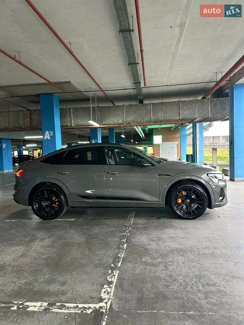 2022 Audi e-tron Sportback - мініатюра 12