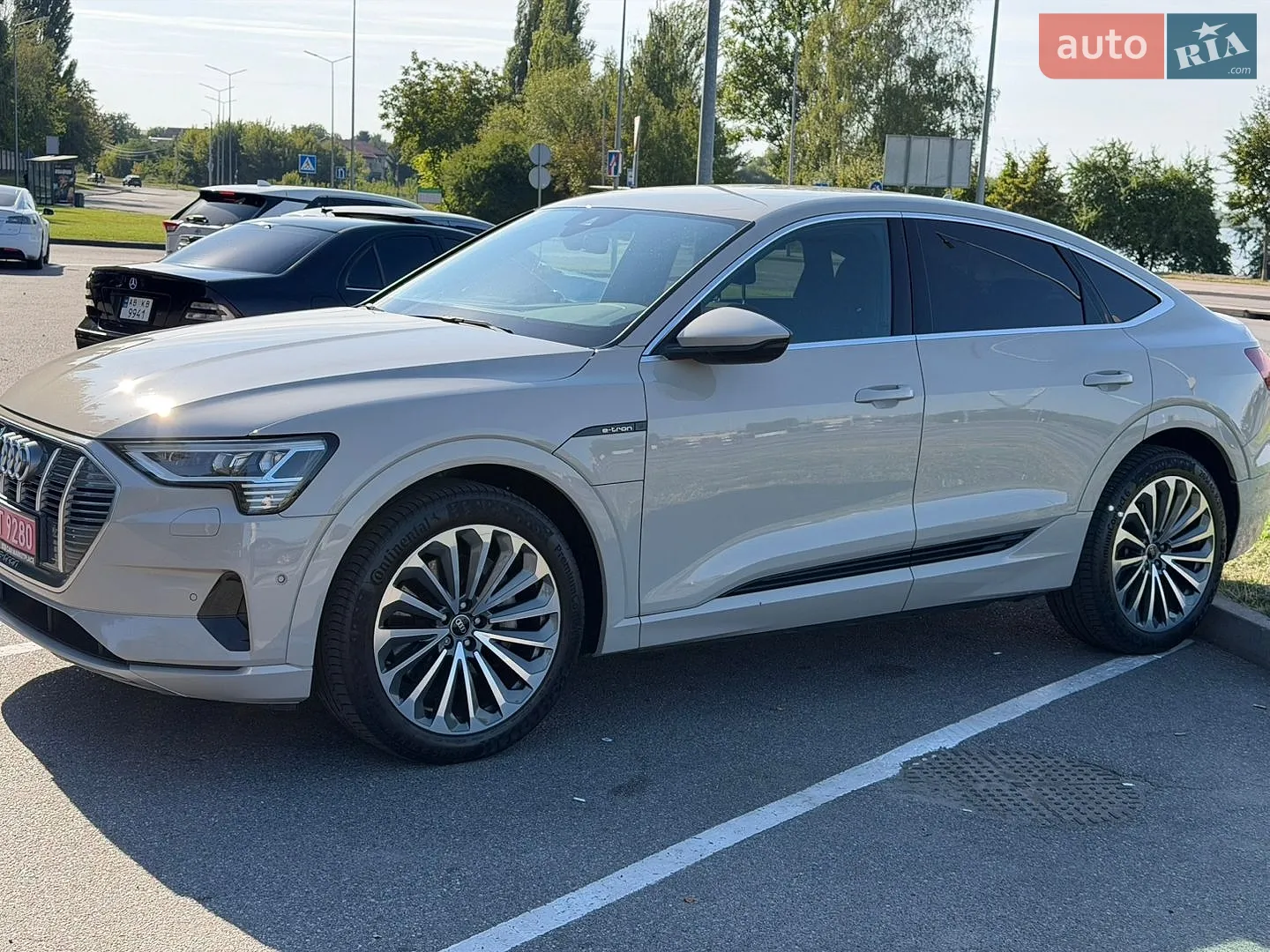 2020 Audi e-tron Sportback - мініатюра 14