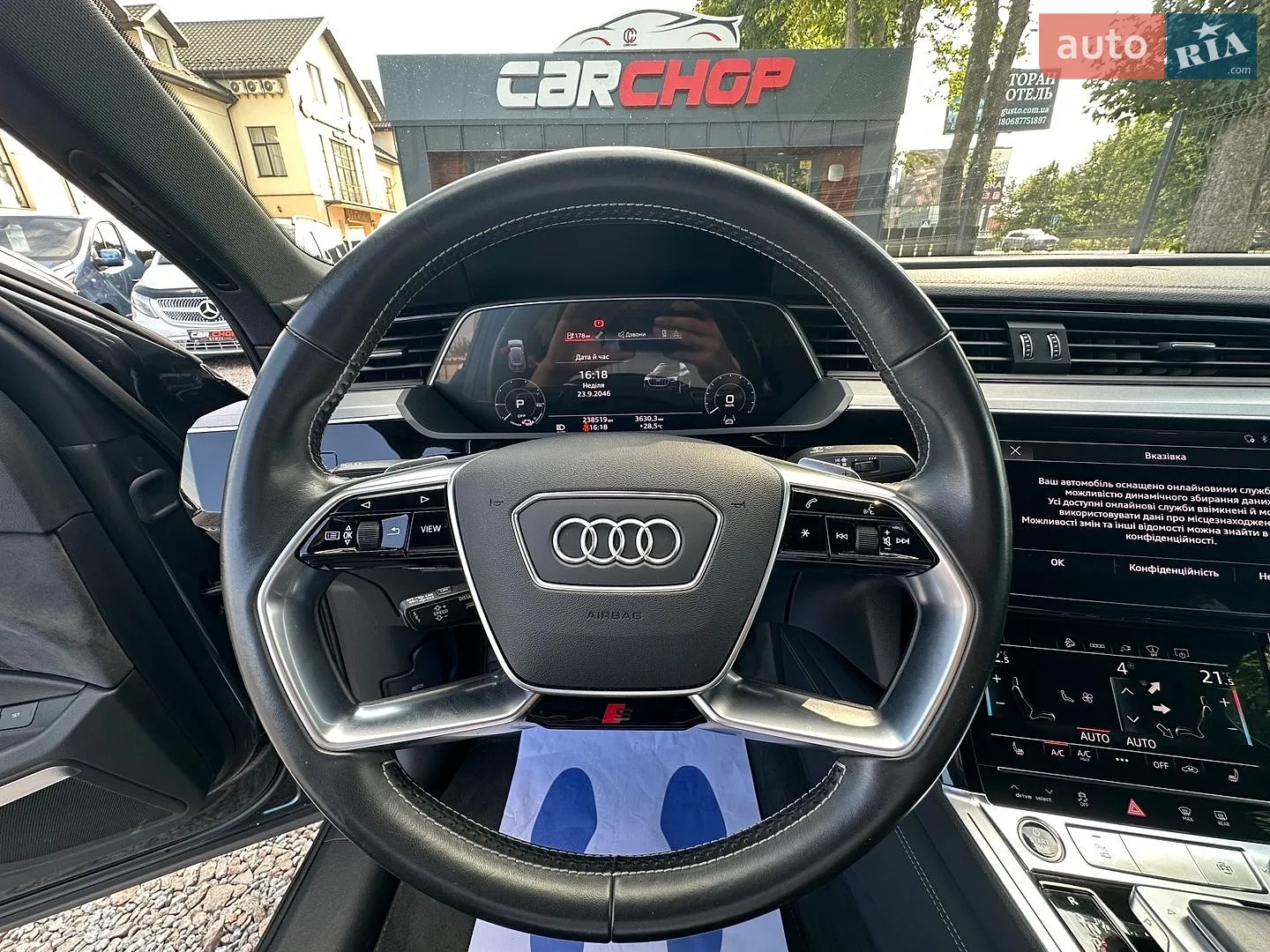 2020 Audi e-tron Sportback - мініатюра 19