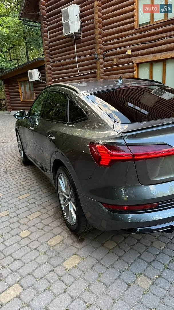 2022 Audi e-tron Sportback - мініатюра 18