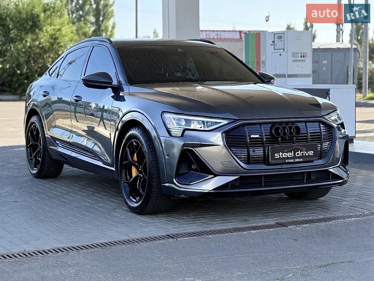 2020 Audi e-tron Sportback - мініатюра 3
