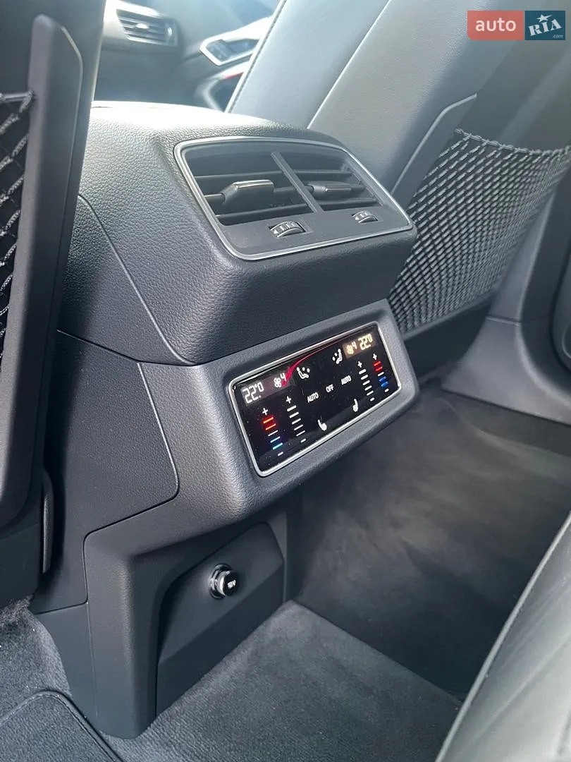 2020 Audi e-tron Sportback - мініатюра 13