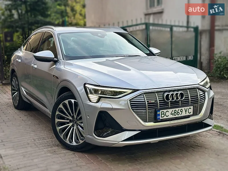 Audi e-tron Sportback 2021