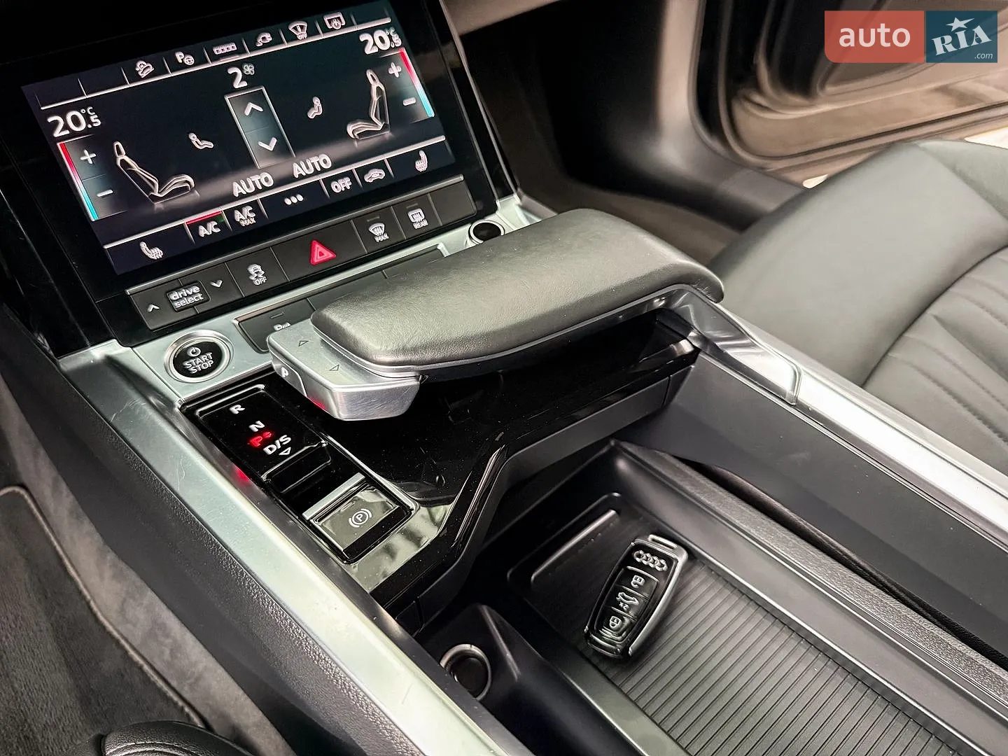 2021 Audi e-tron Sportback - мініатюра 34