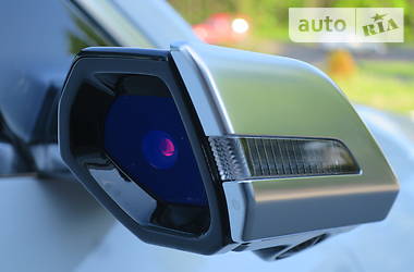 Позашляховик / Кросовер Audi e-tron 2019 в 