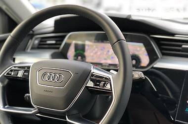 Позашляховик / Кросовер Audi e-tron 2019 в Києві