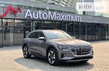 Позашляховик / Кросовер Audi e-tron 2019 в Києві