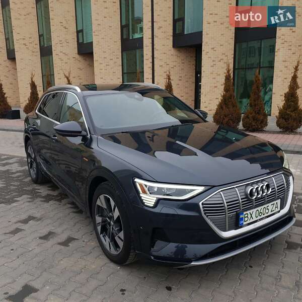 Внедорожник / Кроссовер Audi e-tron 2019 в Хмельницком