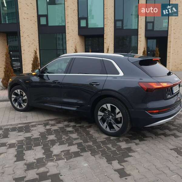 Внедорожник / Кроссовер Audi e-tron 2019 в Хмельницком