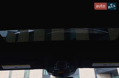 Внедорожник / Кроссовер Audi e-tron 2019 в 