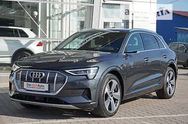 Внедорожник / Кроссовер Audi e-tron 2019 в 