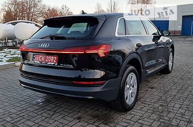 Внедорожник / Кроссовер Audi e-tron 2020 в Тернополе