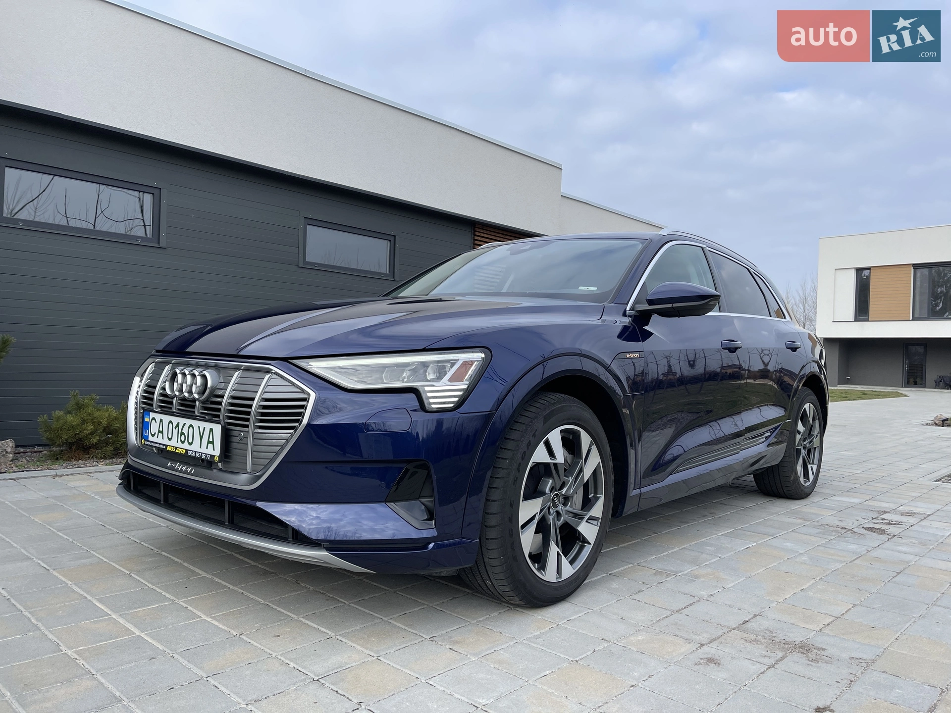 2020 Audi e-tron - мініатюра 5