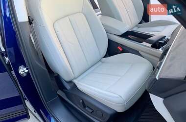Внедорожник / Кроссовер Audi e-tron 2020 в 