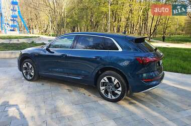 Внедорожник / Кроссовер Audi e-tron 2019 в 